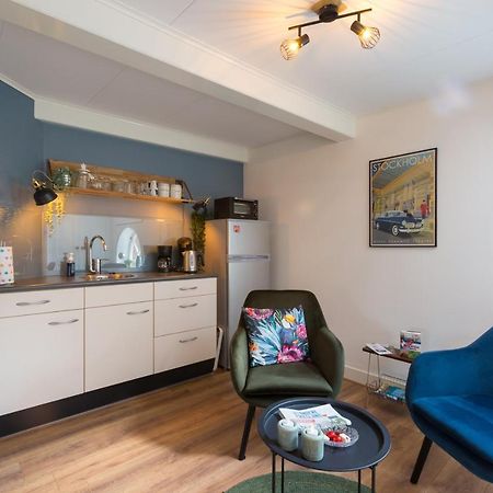 D' Ald Skoalle - Sfeervol Appartement In Oude School. Wijtgaard 外观 照片