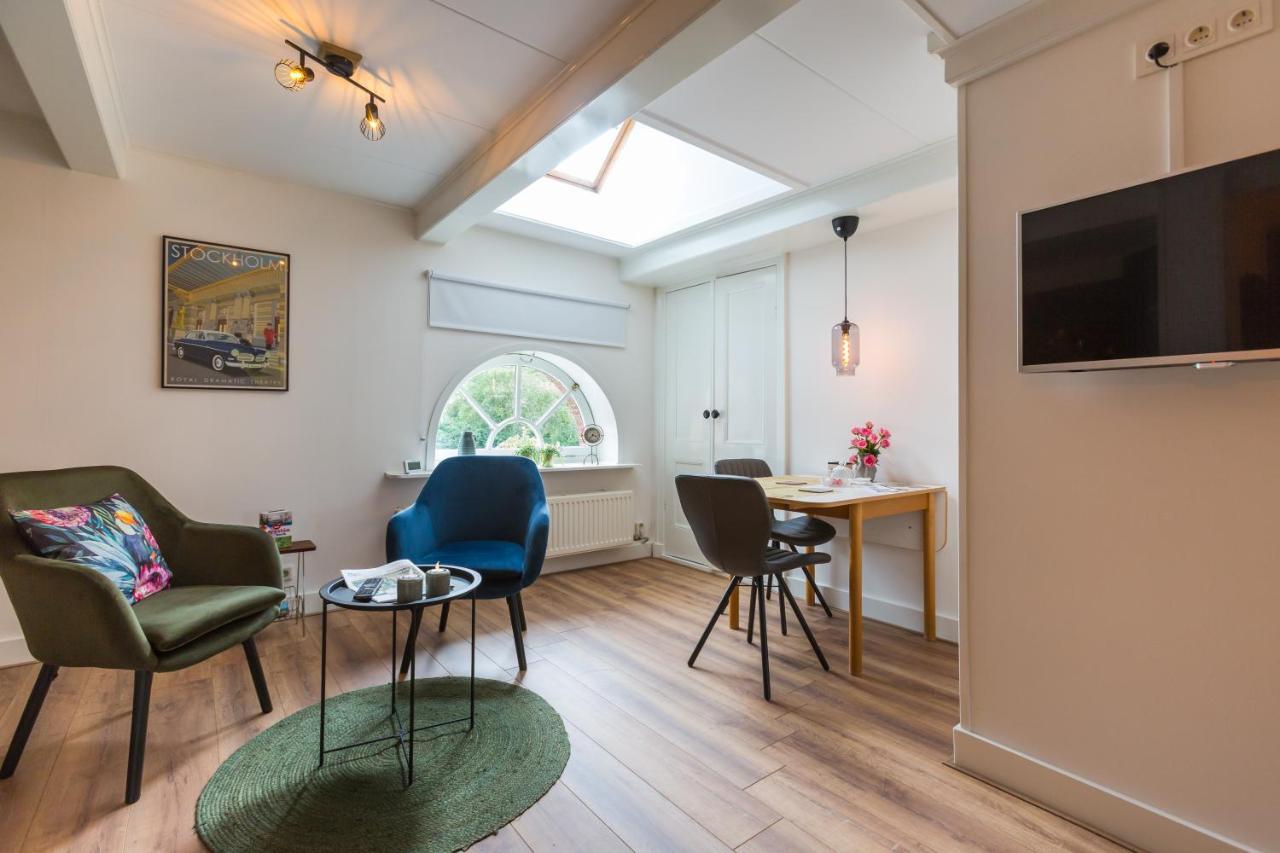D' Ald Skoalle - Sfeervol Appartement In Oude School. Wijtgaard 外观 照片